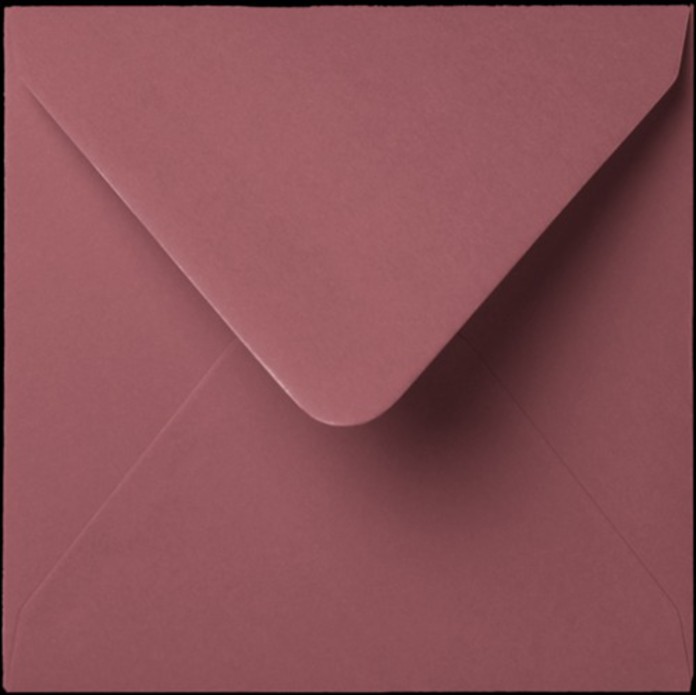 Envelop framboos 14x14 cm (op bestelling)